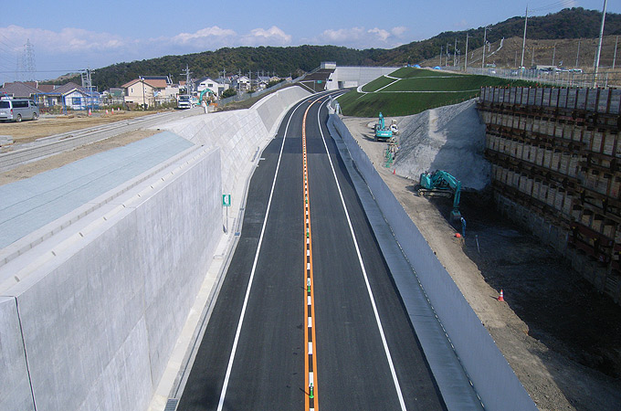 第二阪和国道望海坂地区擁壁設置工事