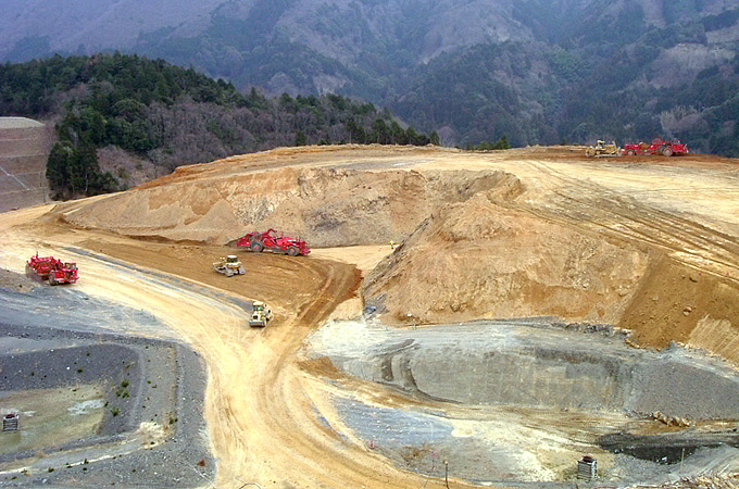 箕面北部丘陵地区教育施設用地等造成工事